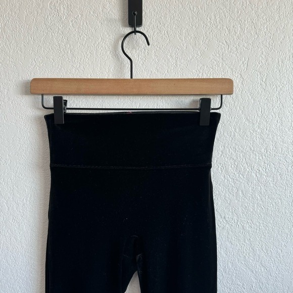Spanx Velvet High Rise Slim Stretch Shaping Pull-On Ankle Leggings Black Small - Picture 8 of 15